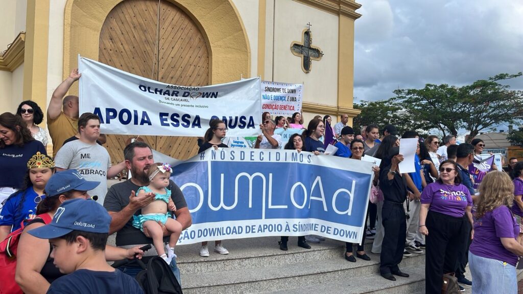 Congresso sobre síndrome de Down reuniu pessoas de 33 cidades e de quatro estados em Apucarana